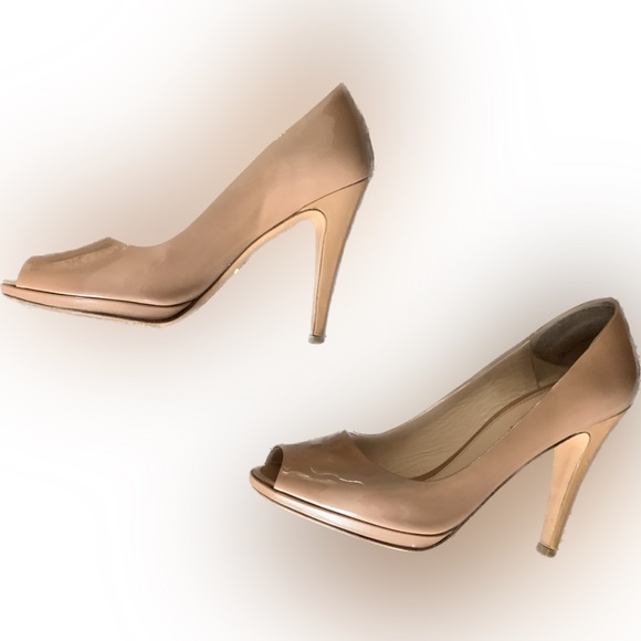 PRADA beige tan peep-toe patent leather pumps heels 37.5 fits US 7 Excellent Box - Picture 7 of 8